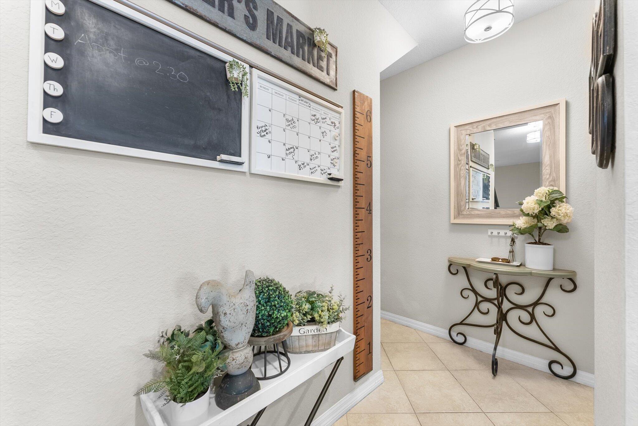 10712 Willow Oak Court