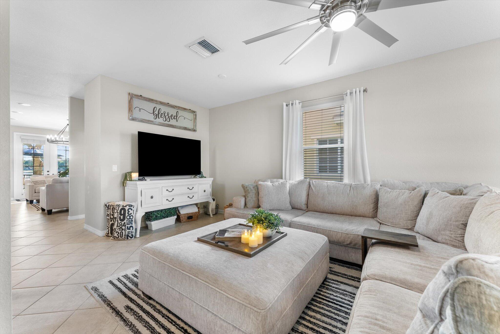 10712 Willow Oak Court