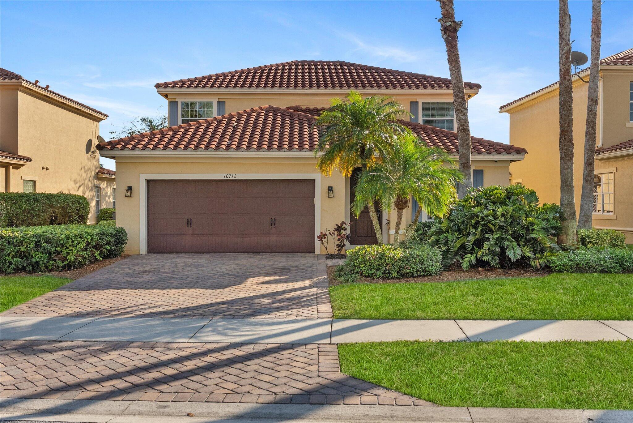 10712 Willow Oak Court