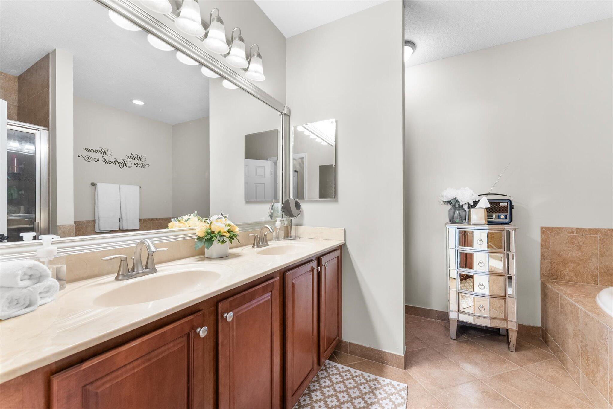 10712 Willow Oak Court