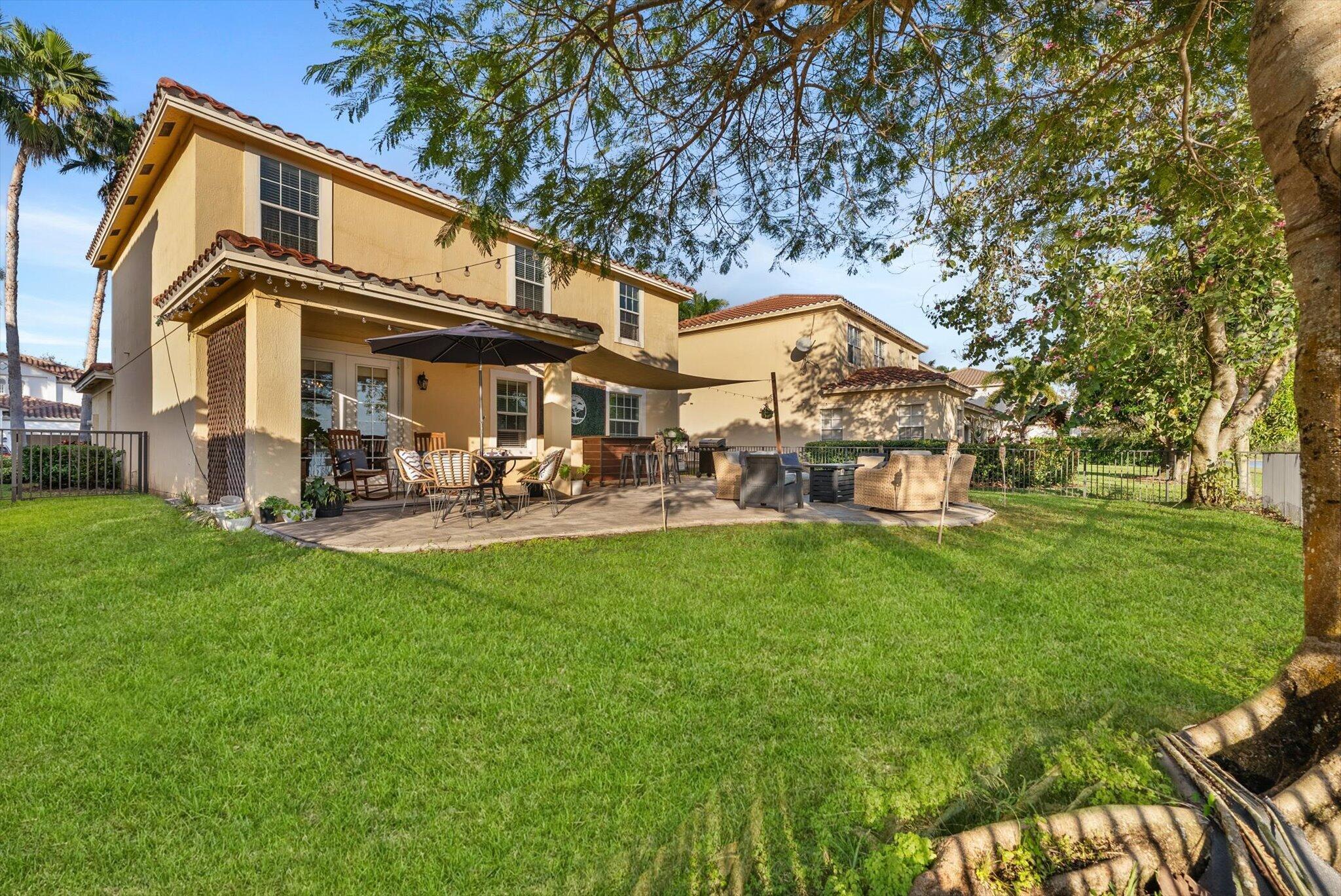 10712 Willow Oak Court