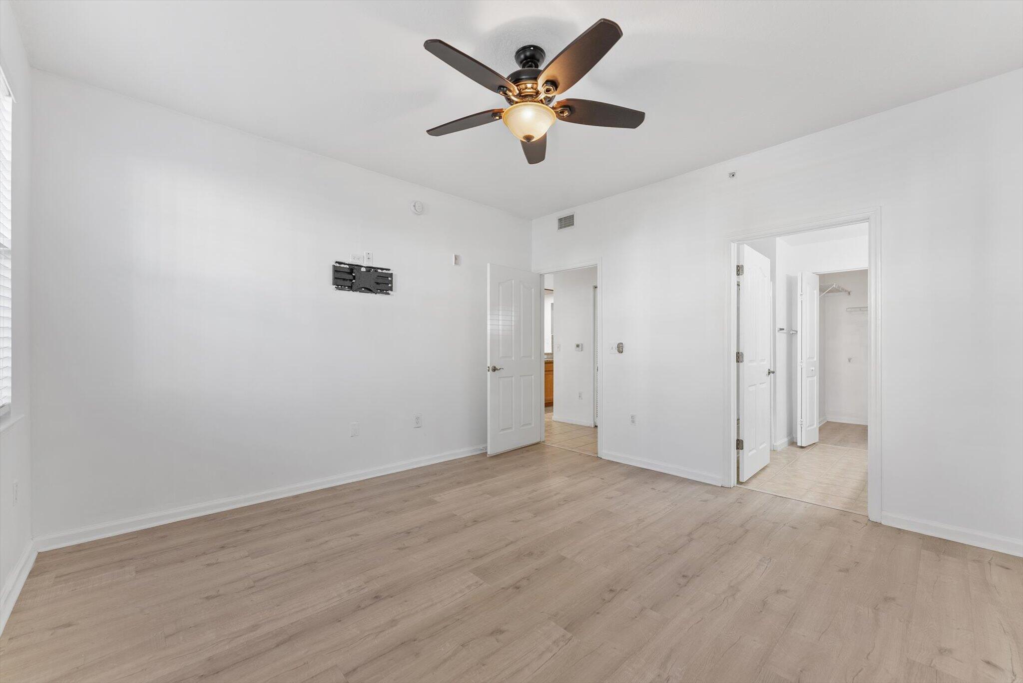 225 Murcia Drive 101