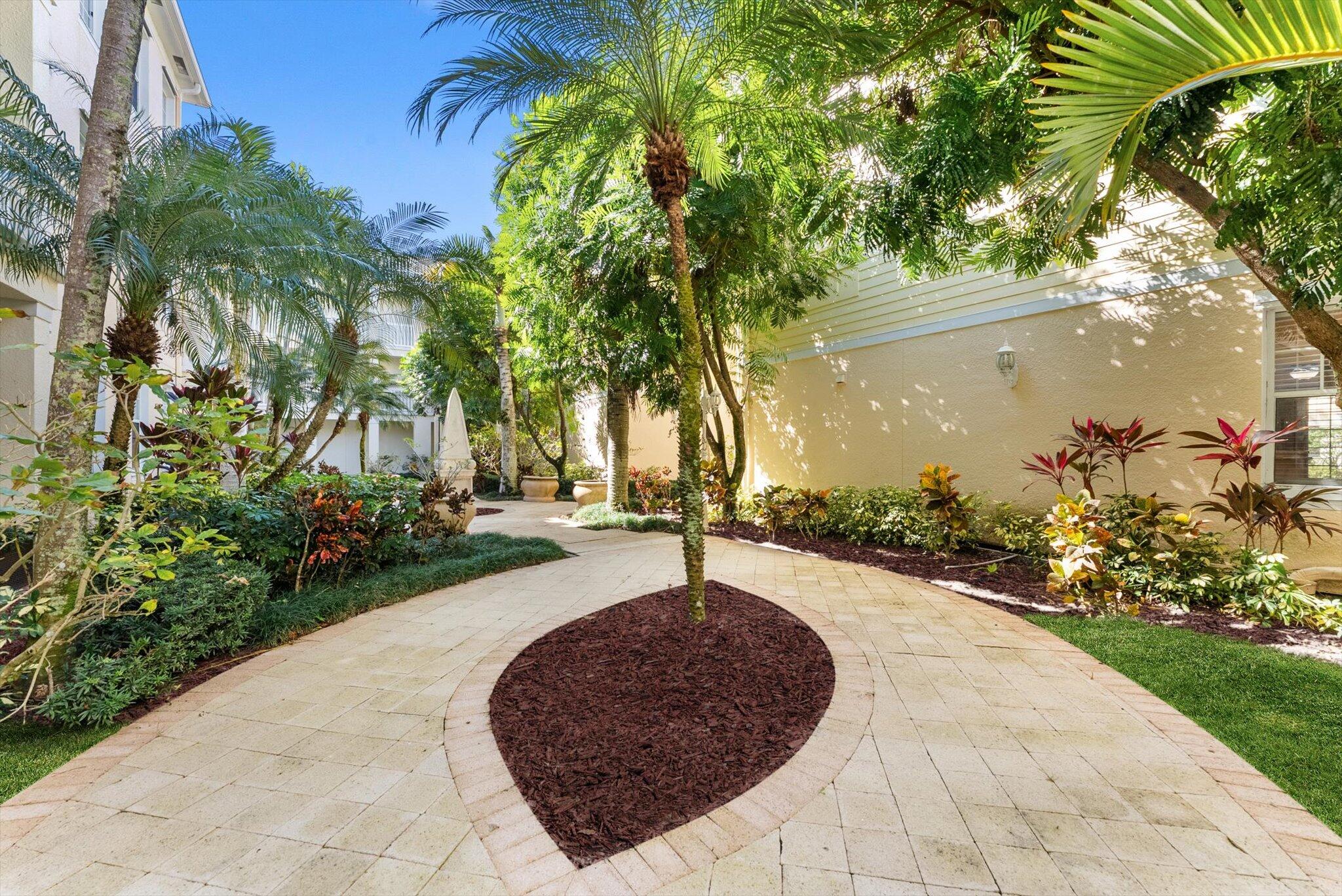 225 Murcia Drive 101