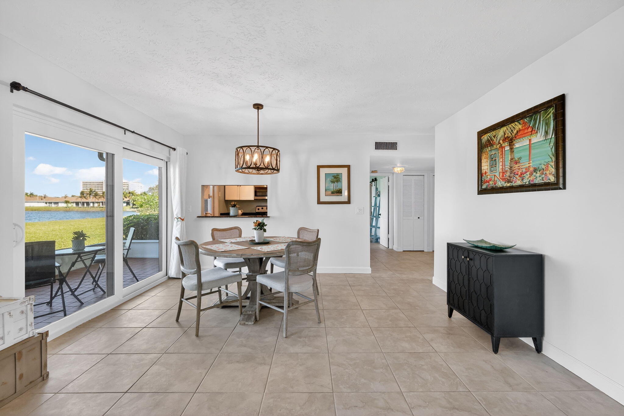 3210 S Lakeview Circle 3-102