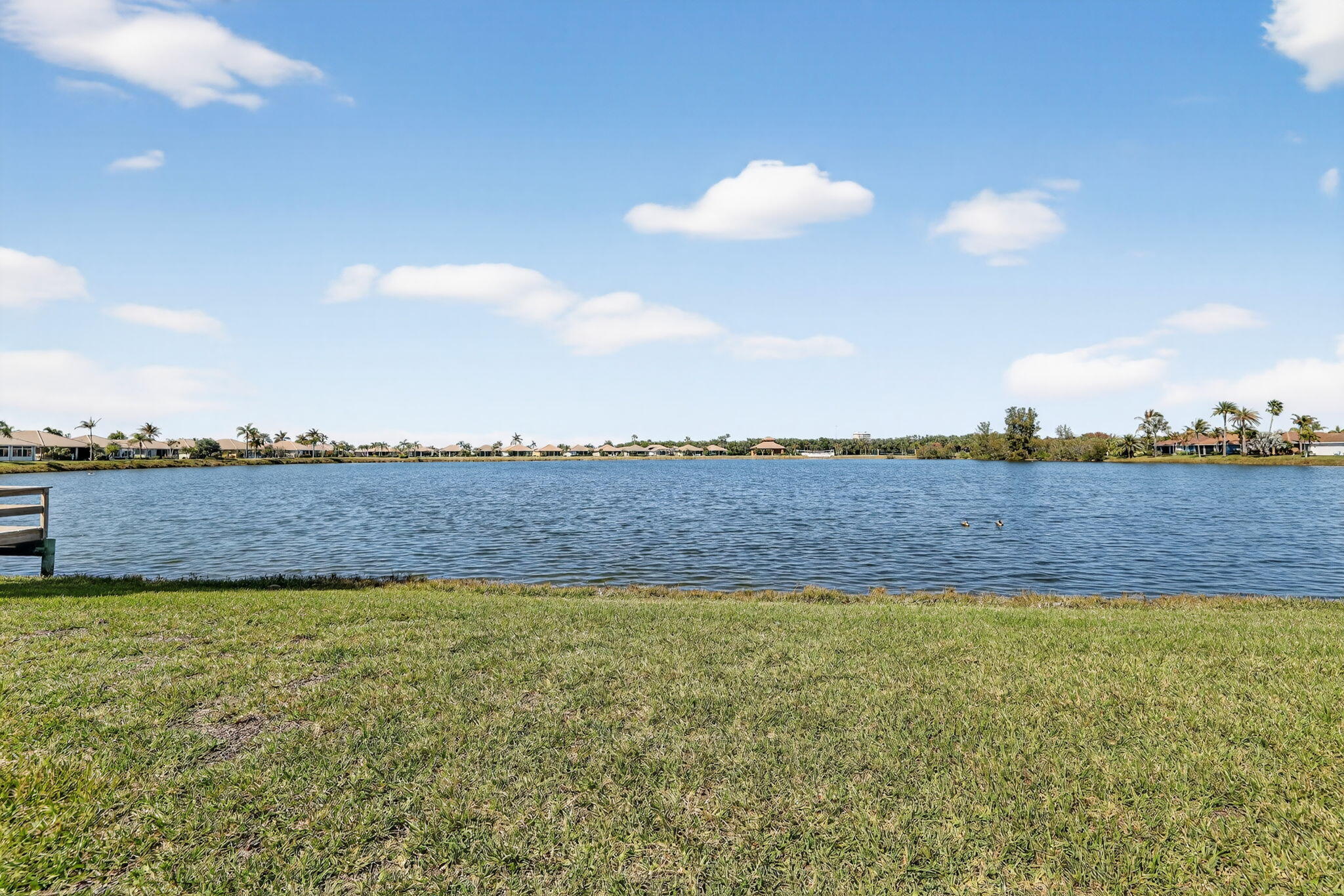 3210 S Lakeview Circle 3-102