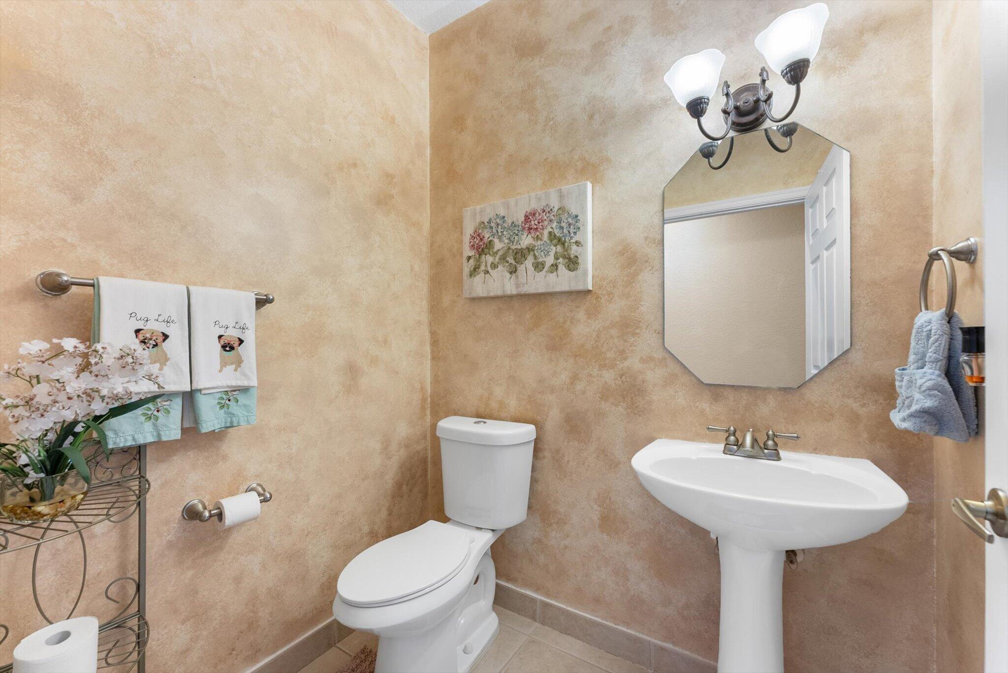 392 W Coral Trace Circle