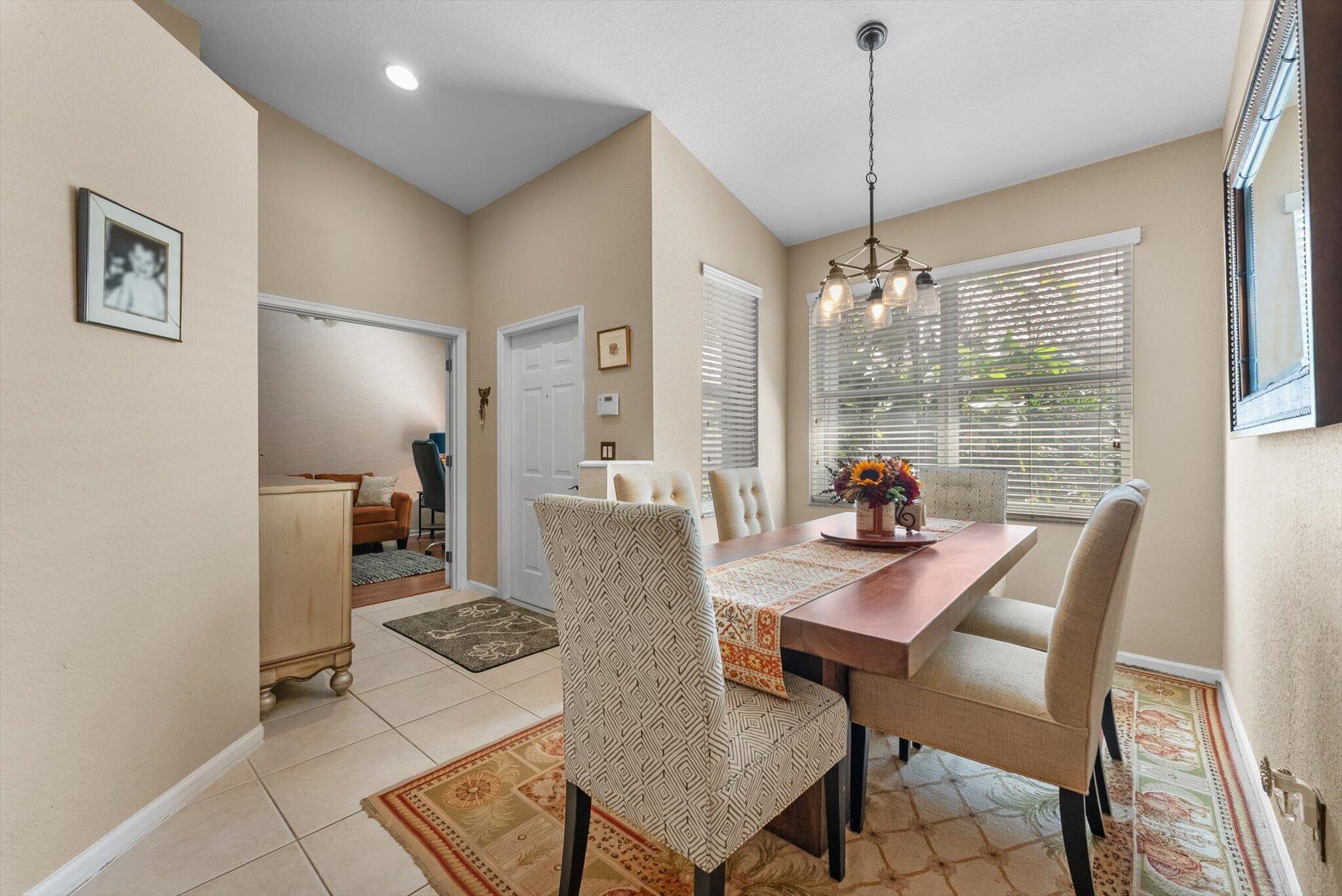 392 W Coral Trace Circle