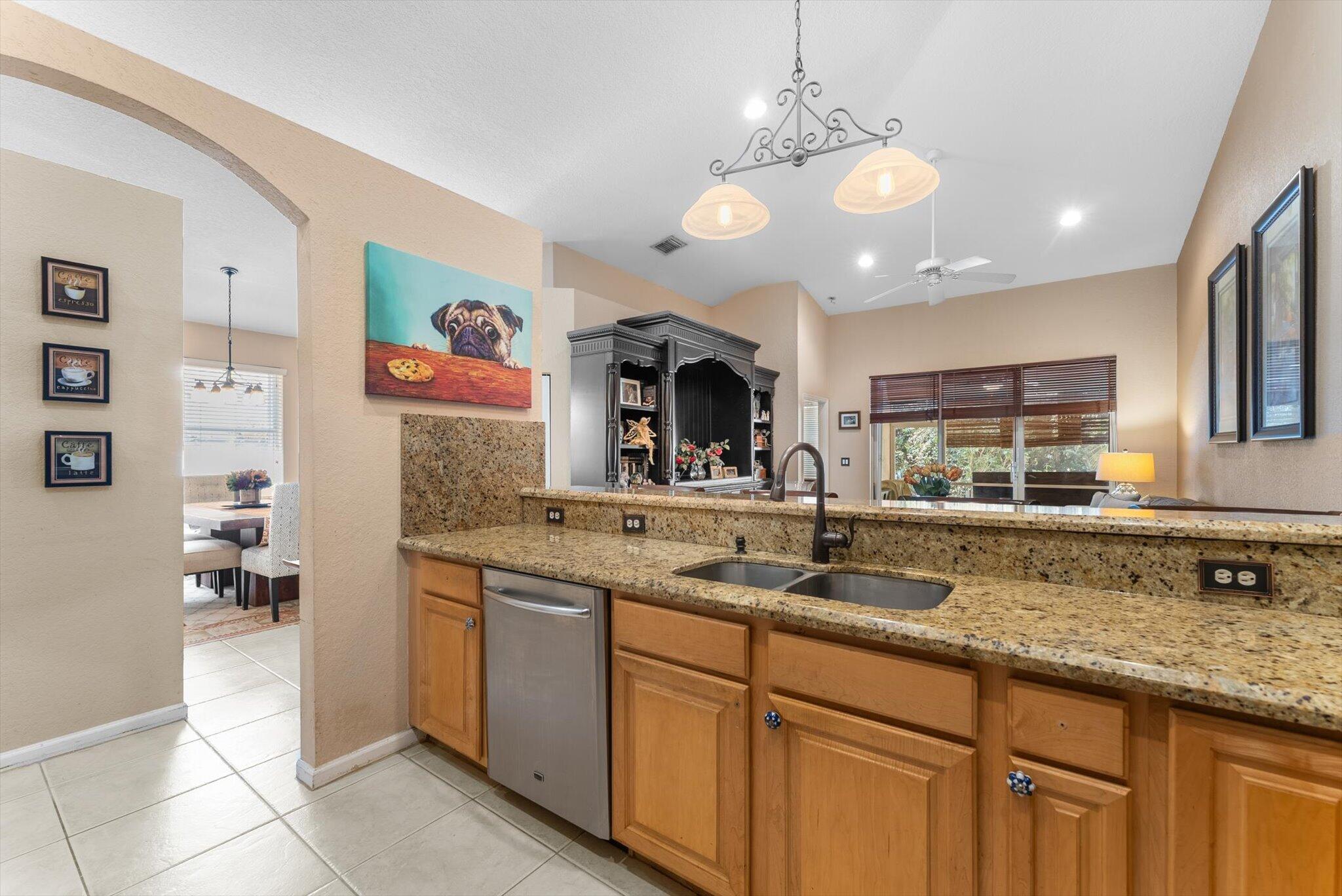 392 W Coral Trace Circle