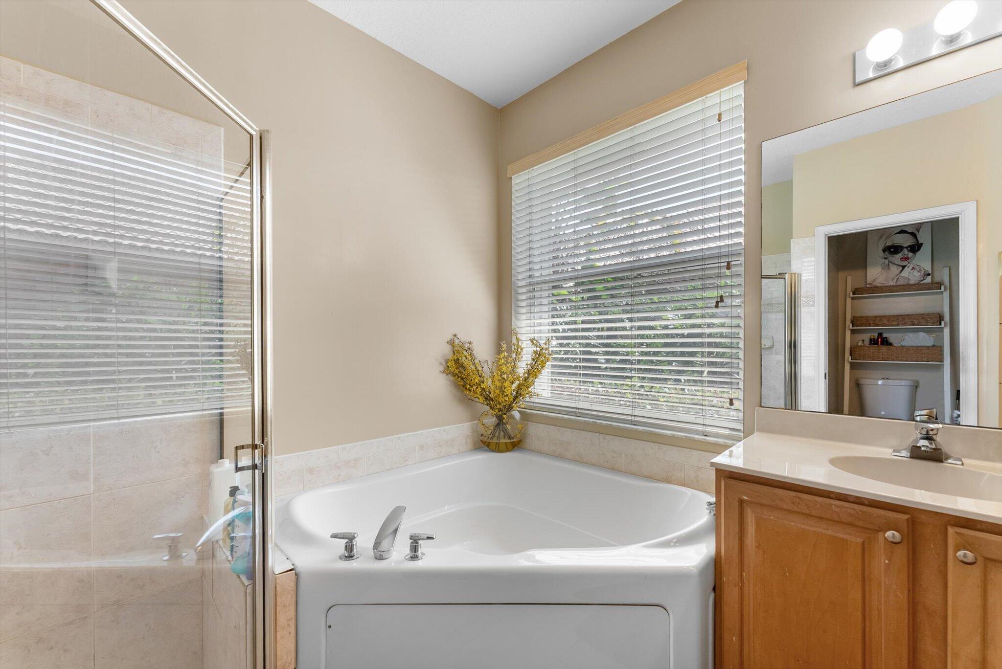 392 W Coral Trace Circle