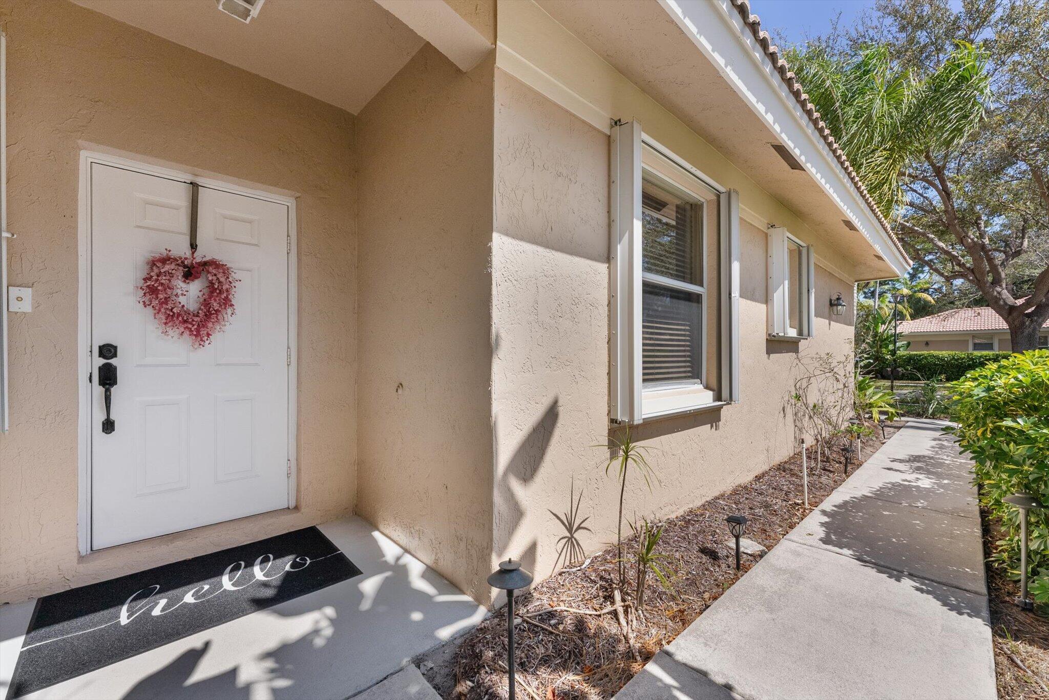 392 W Coral Trace Circle