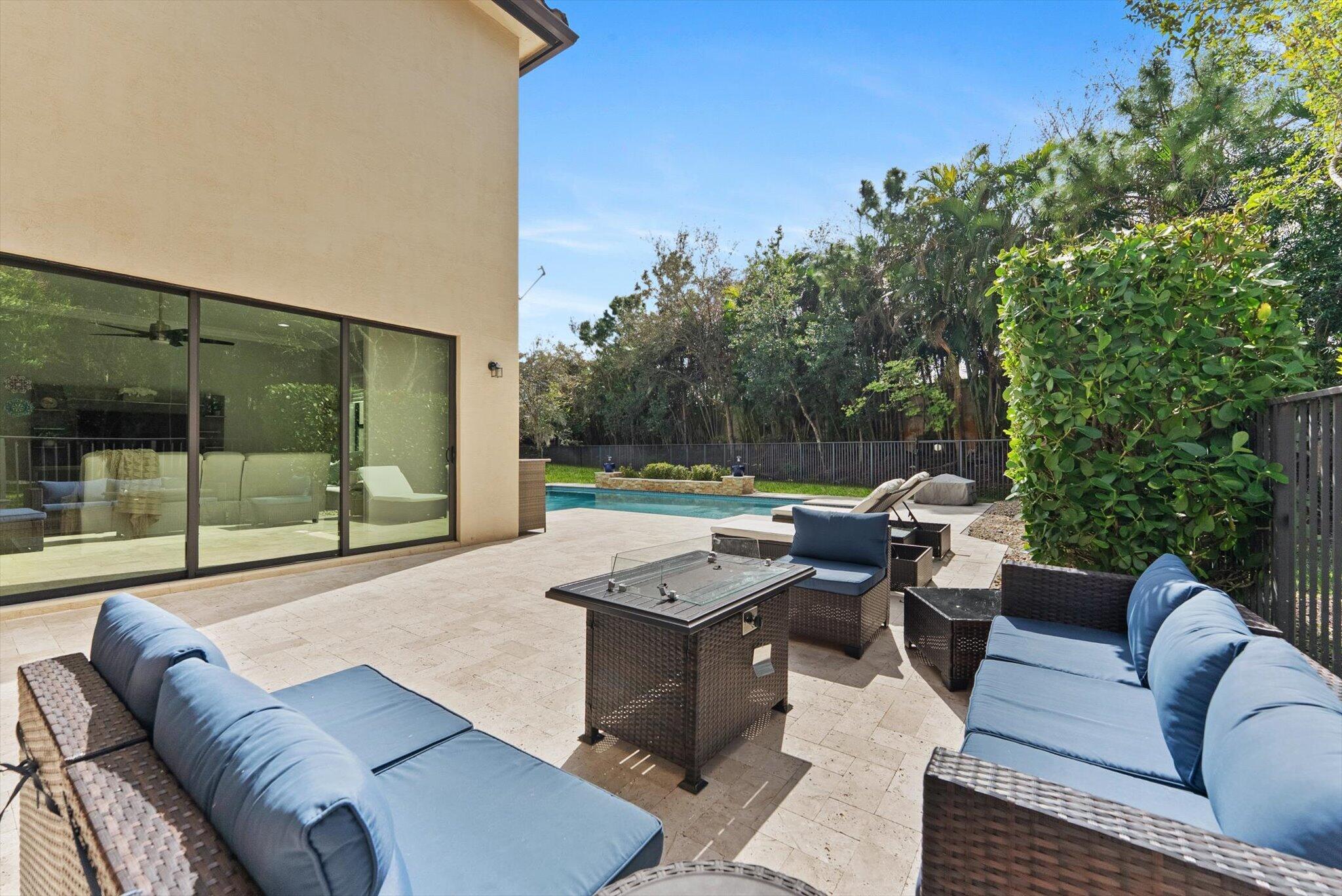 16945 Bridge Crossing Circle