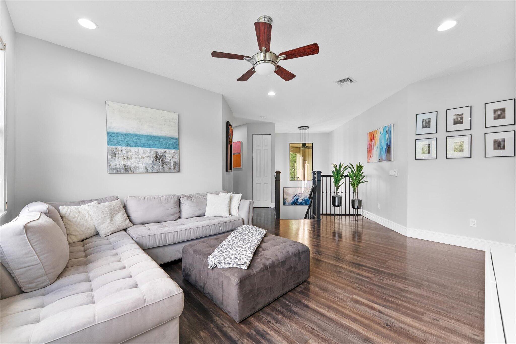 16945 Bridge Crossing Circle