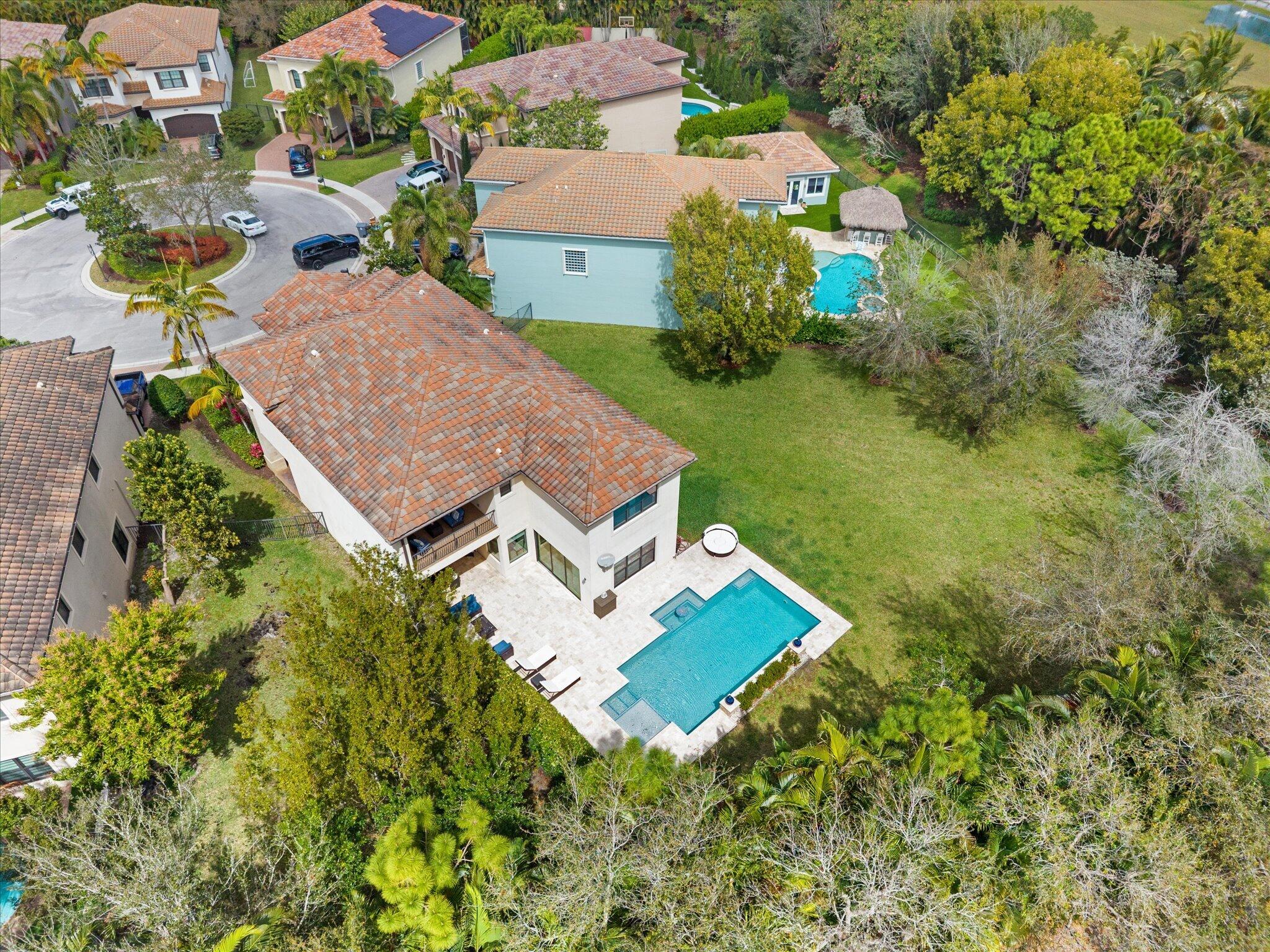 16945 Bridge Crossing Circle