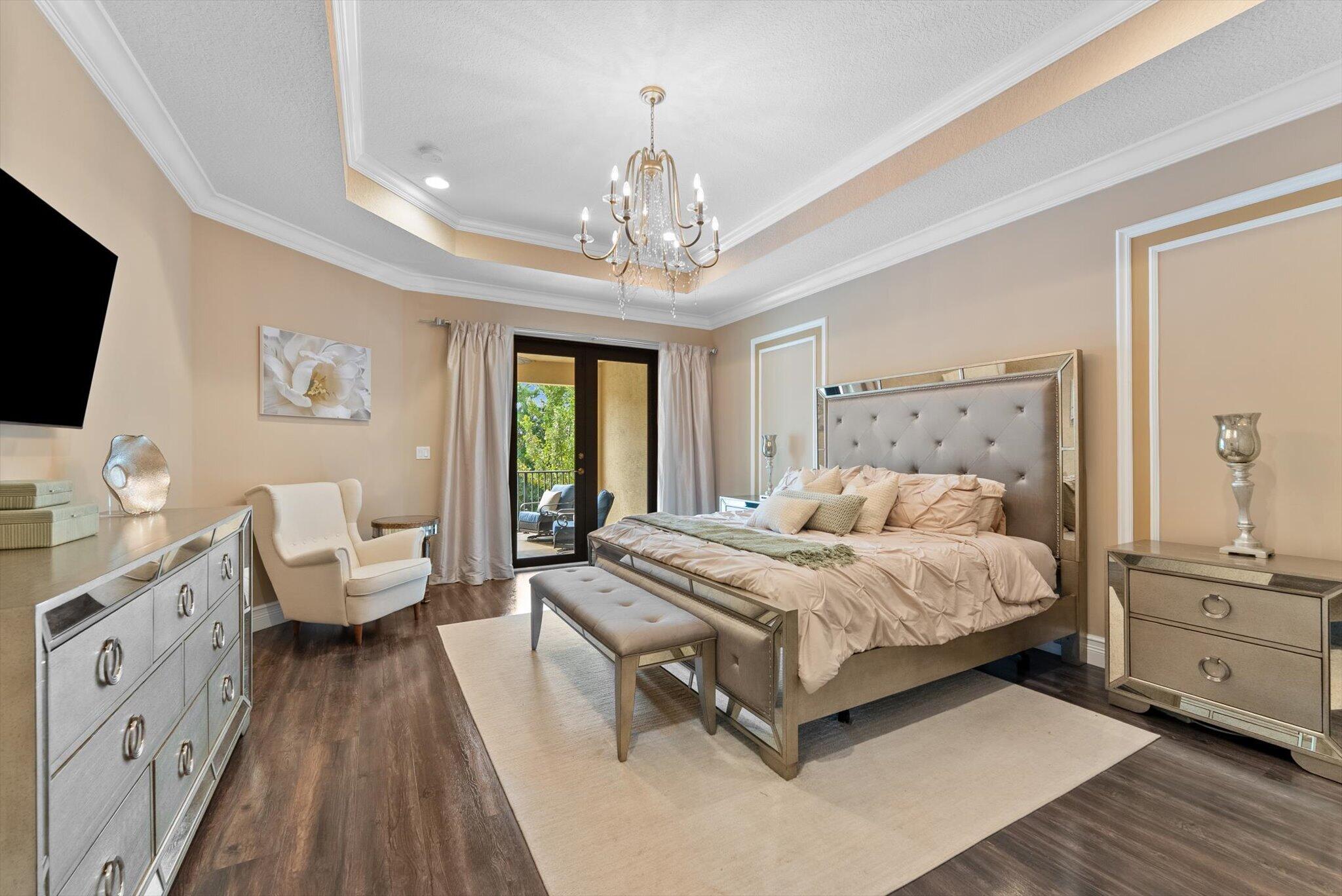 16945 Bridge Crossing Circle