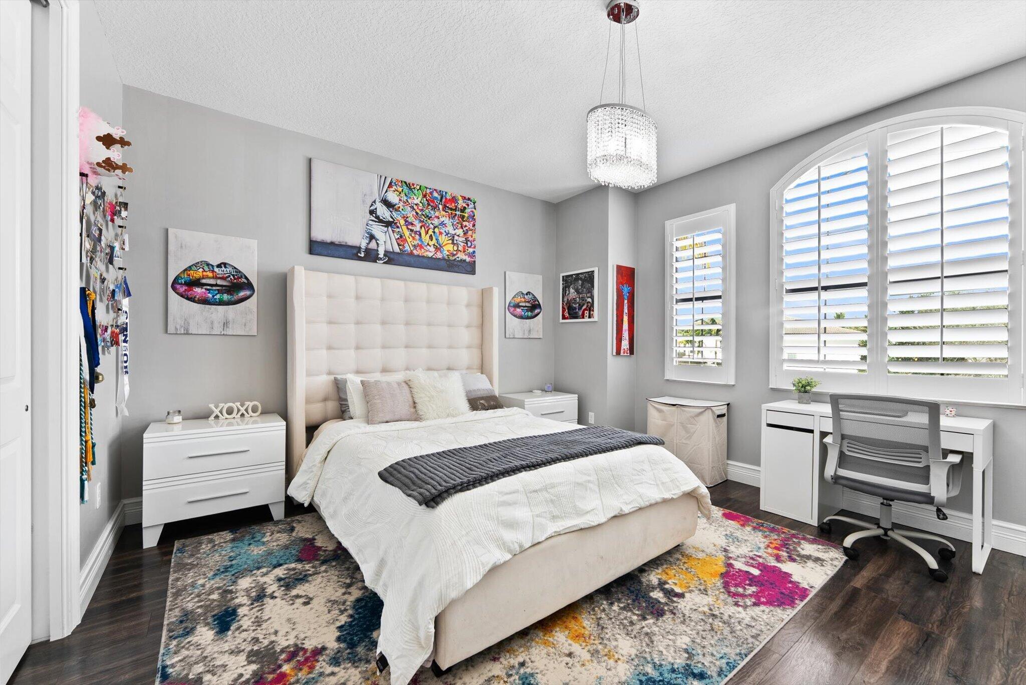 16945 Bridge Crossing Circle