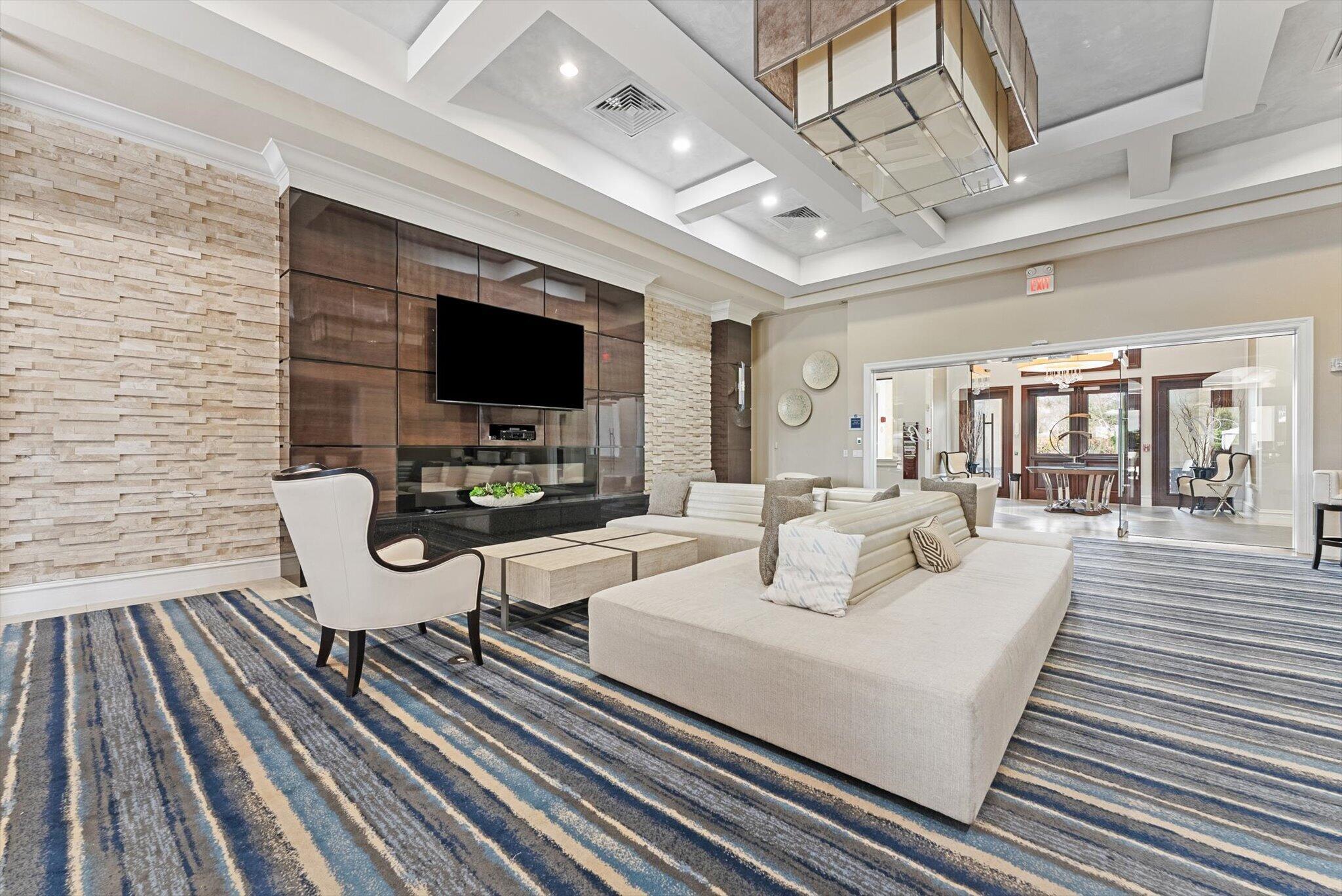 16945 Bridge Crossing Circle