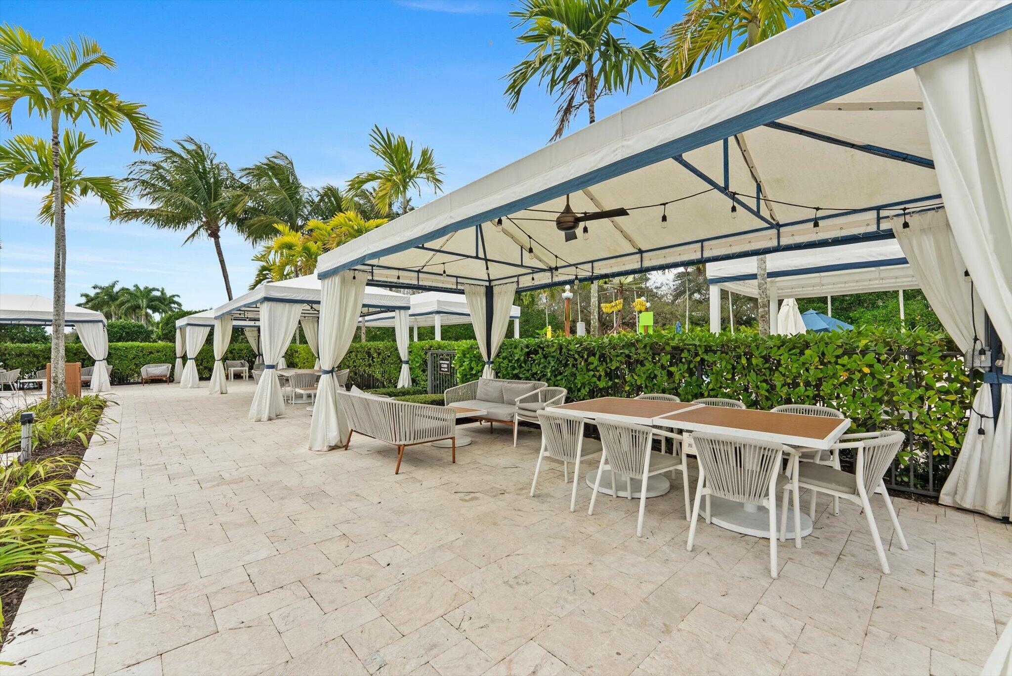 16945 Bridge Crossing Circle