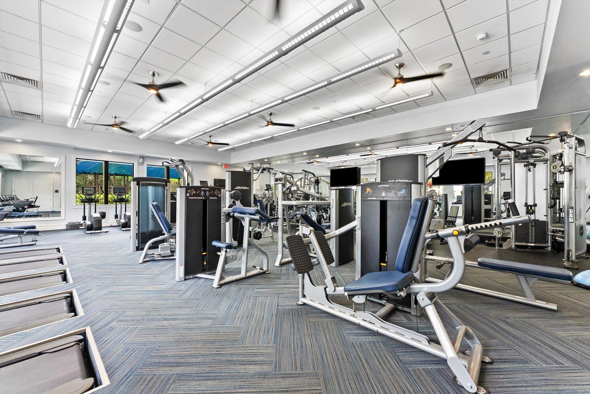 16945 Bridge Crossing Circle