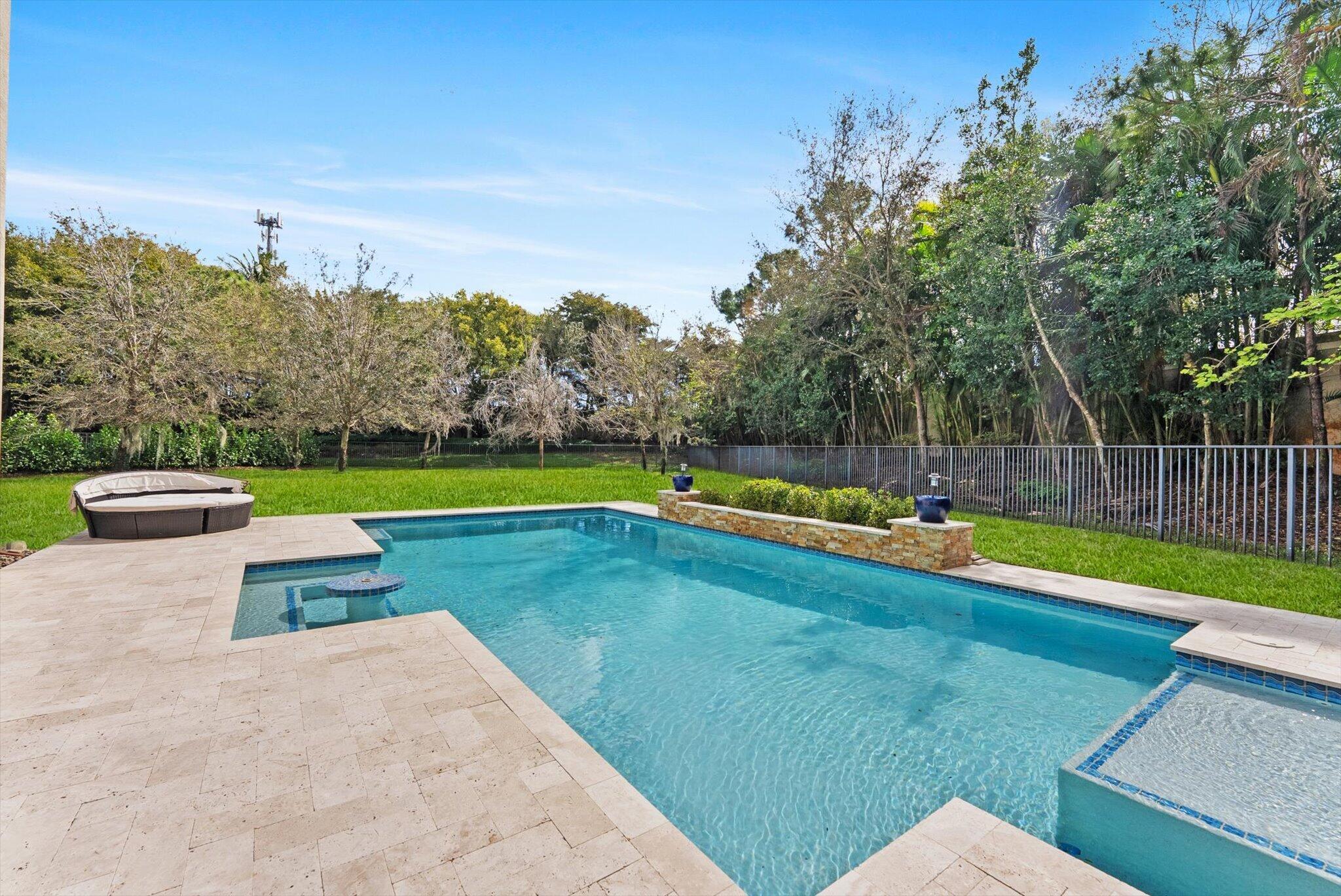 16945 Bridge Crossing Circle