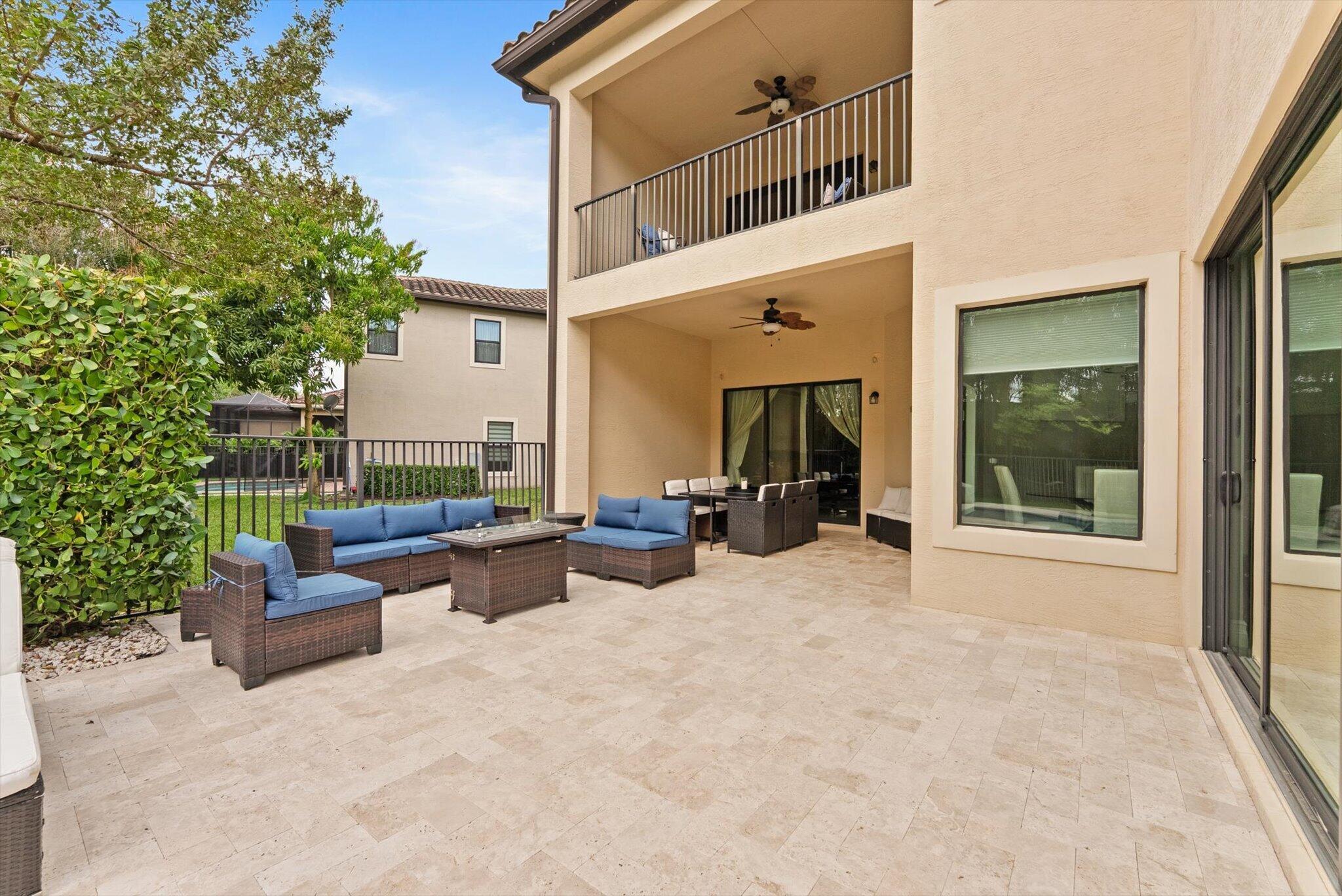 16945 Bridge Crossing Circle