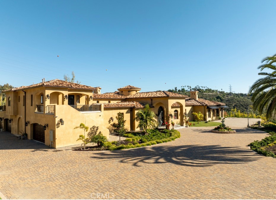 6884 Poco Lago