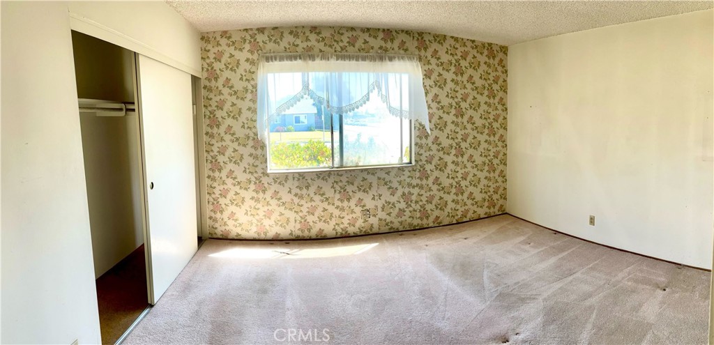 6401 Royal Oak Drive