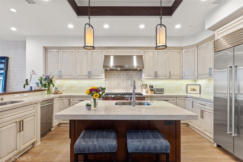 310 E Oceanfront