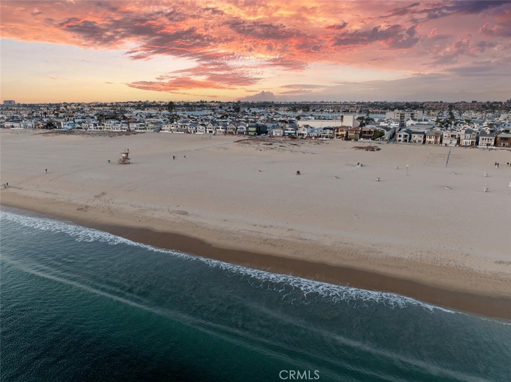 310 E Oceanfront