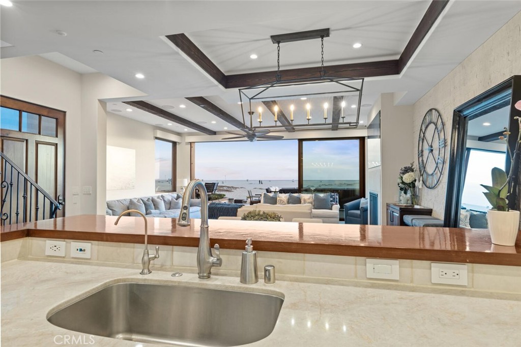 310 E Oceanfront