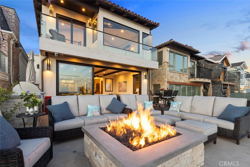 310 E Oceanfront