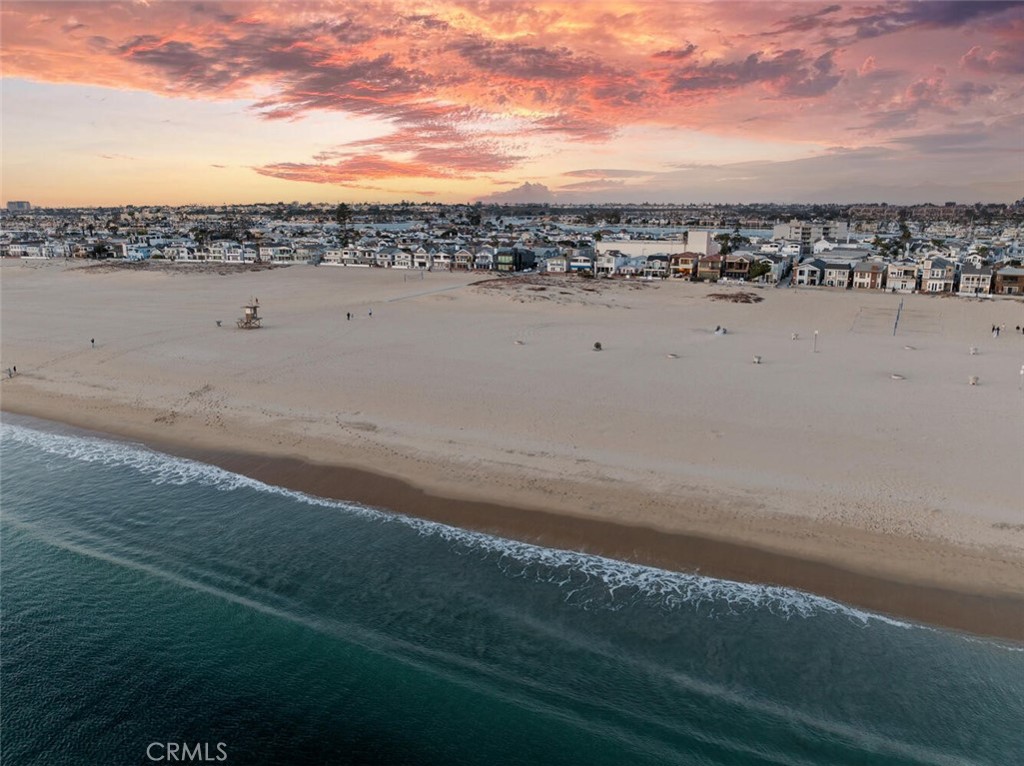 310 E Oceanfront