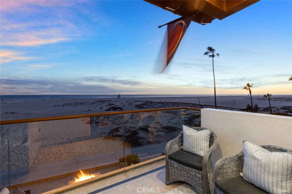 310 E Oceanfront
