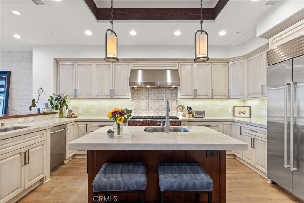 310 E Oceanfront