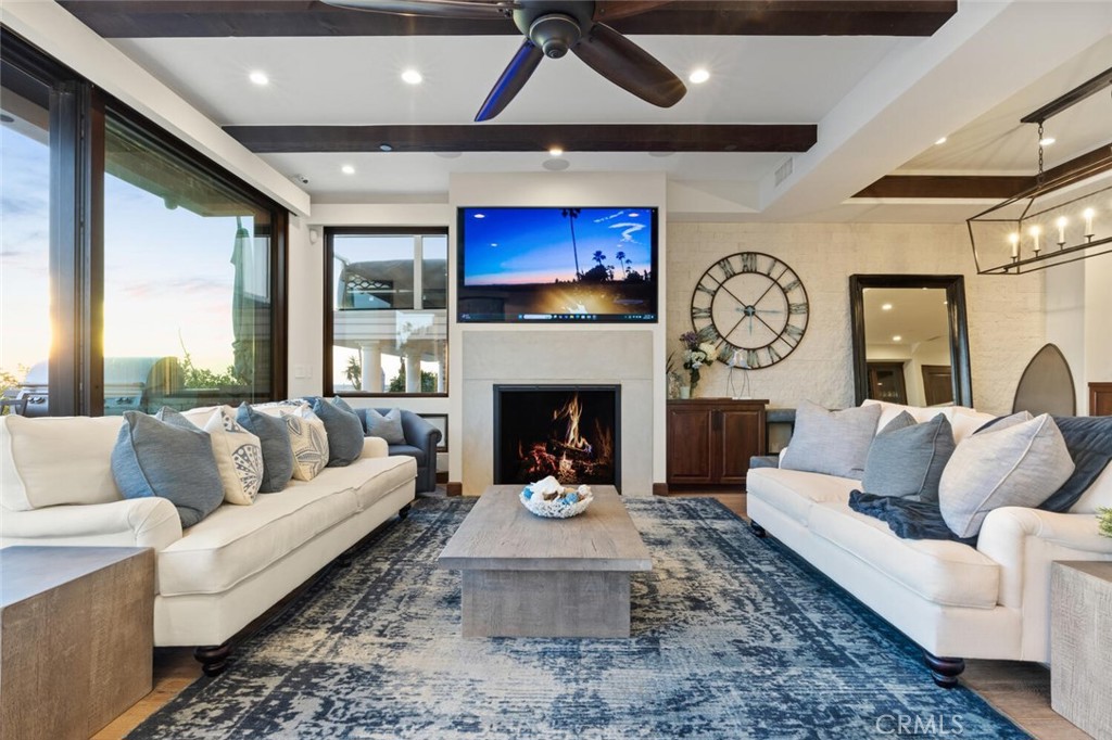 310 E Oceanfront