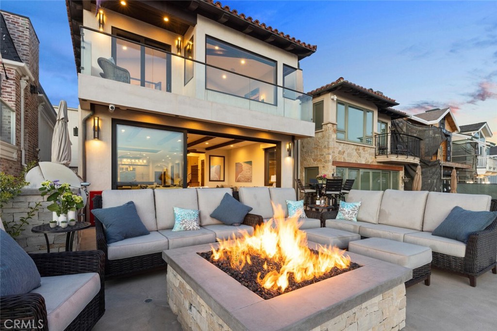 310 E Oceanfront