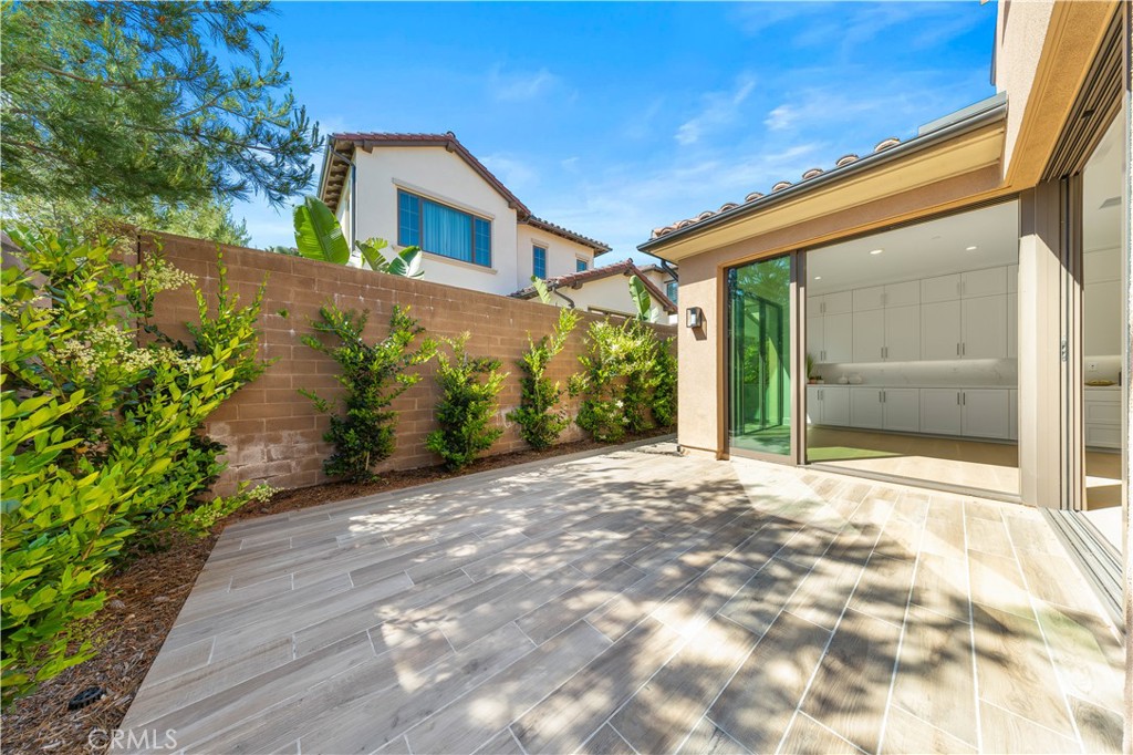 122 Appian Boulevard