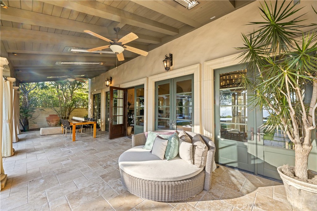 16 Shore Walk