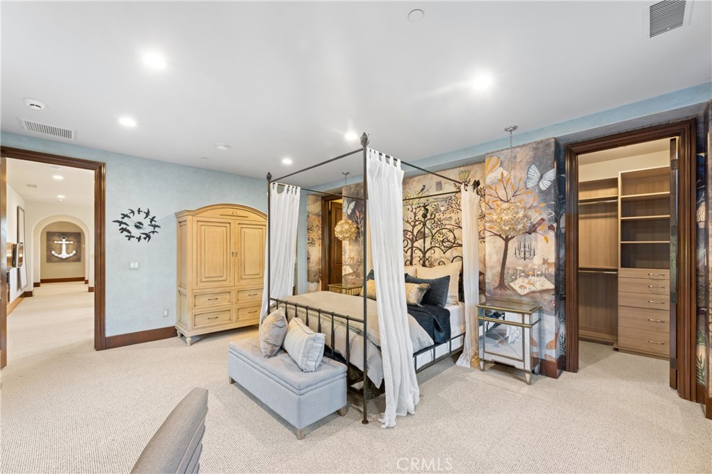 16 Shore Walk