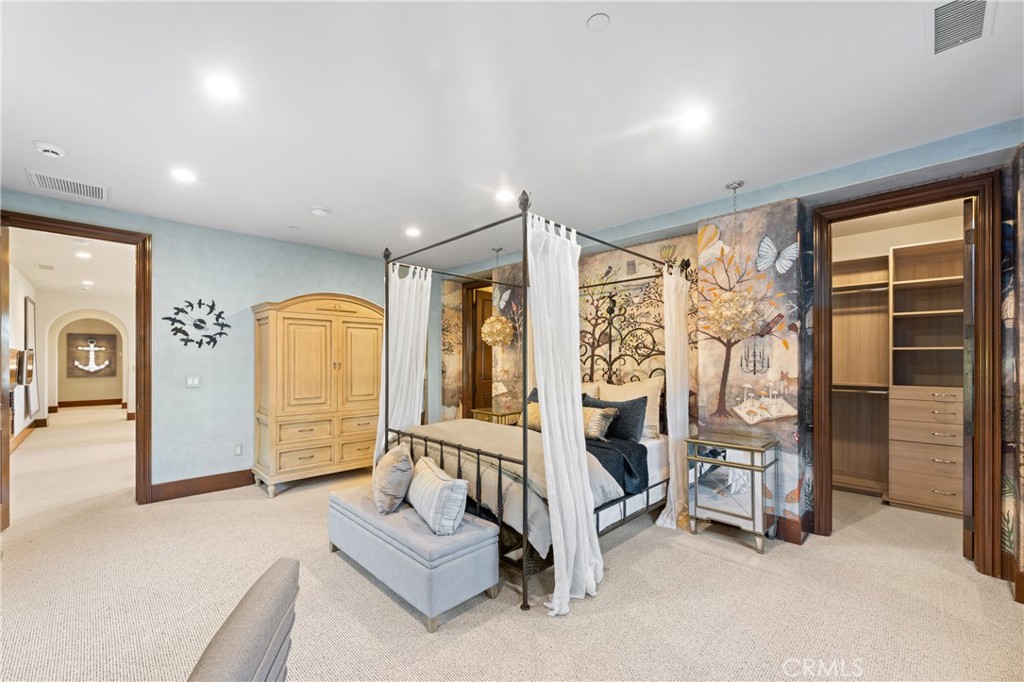 16 Shore Walk