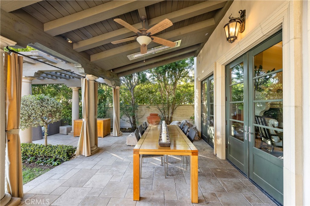 16 Shore Walk