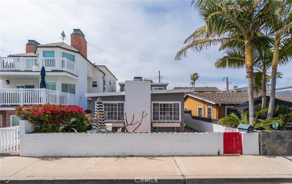 125 43rd Street