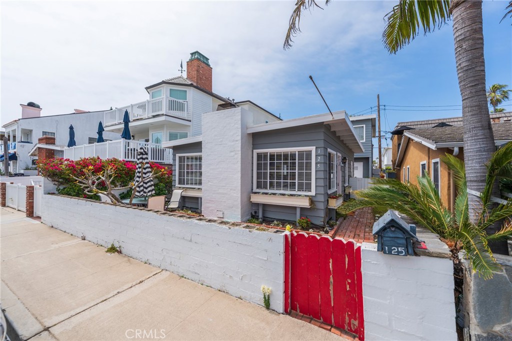 125 43rd Street