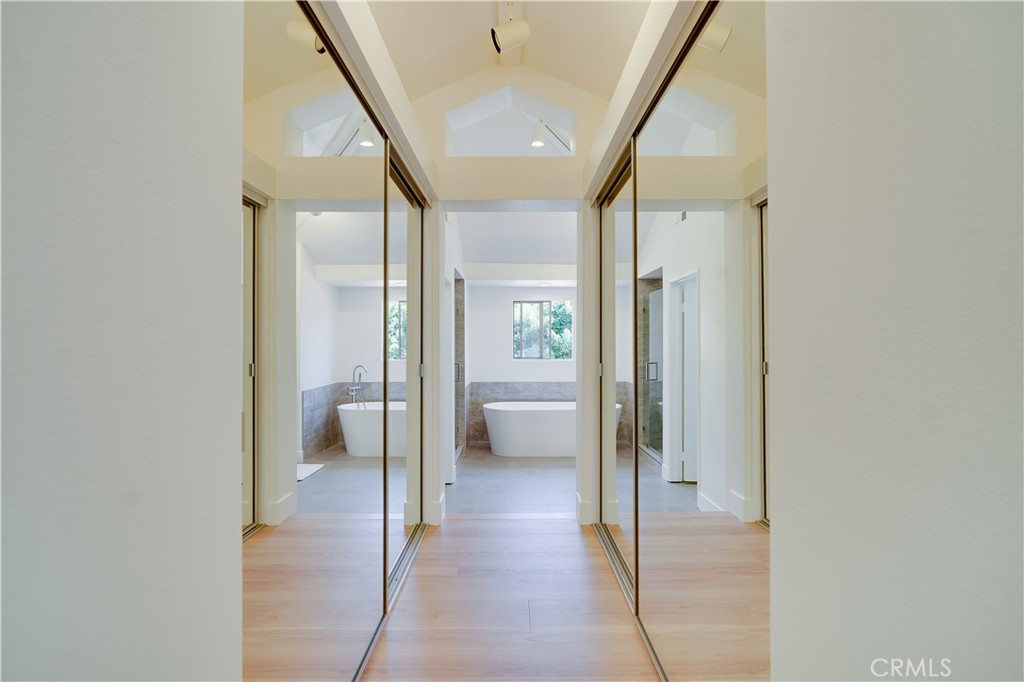 417 Bay Hill Drive