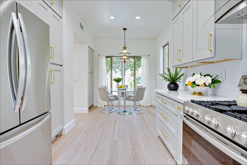 417 Bay Hill Drive