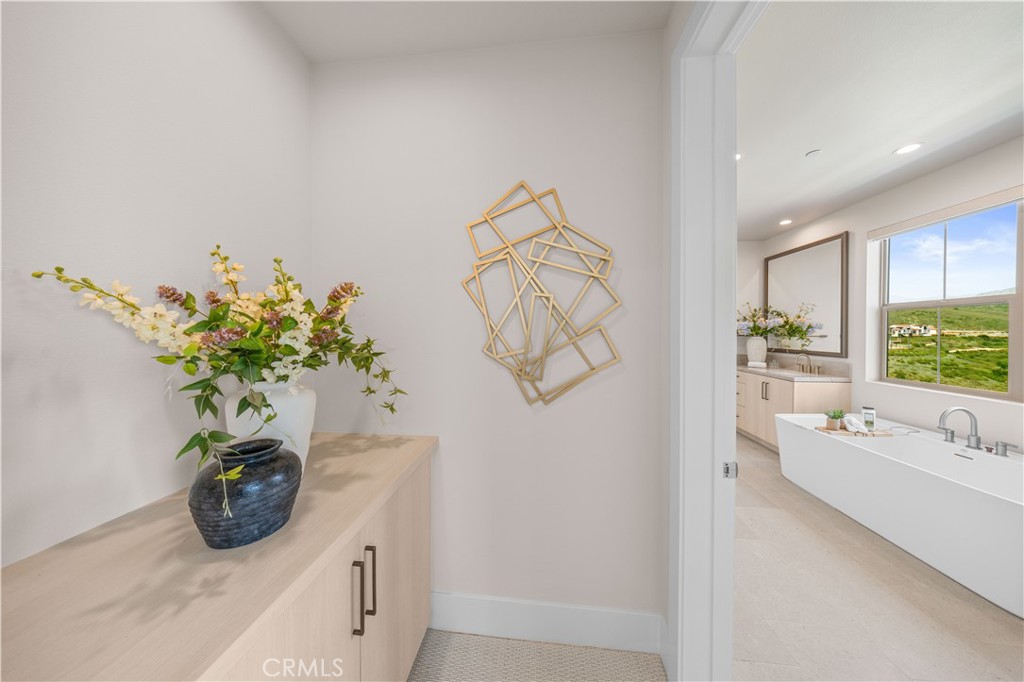 122 Mossvine
