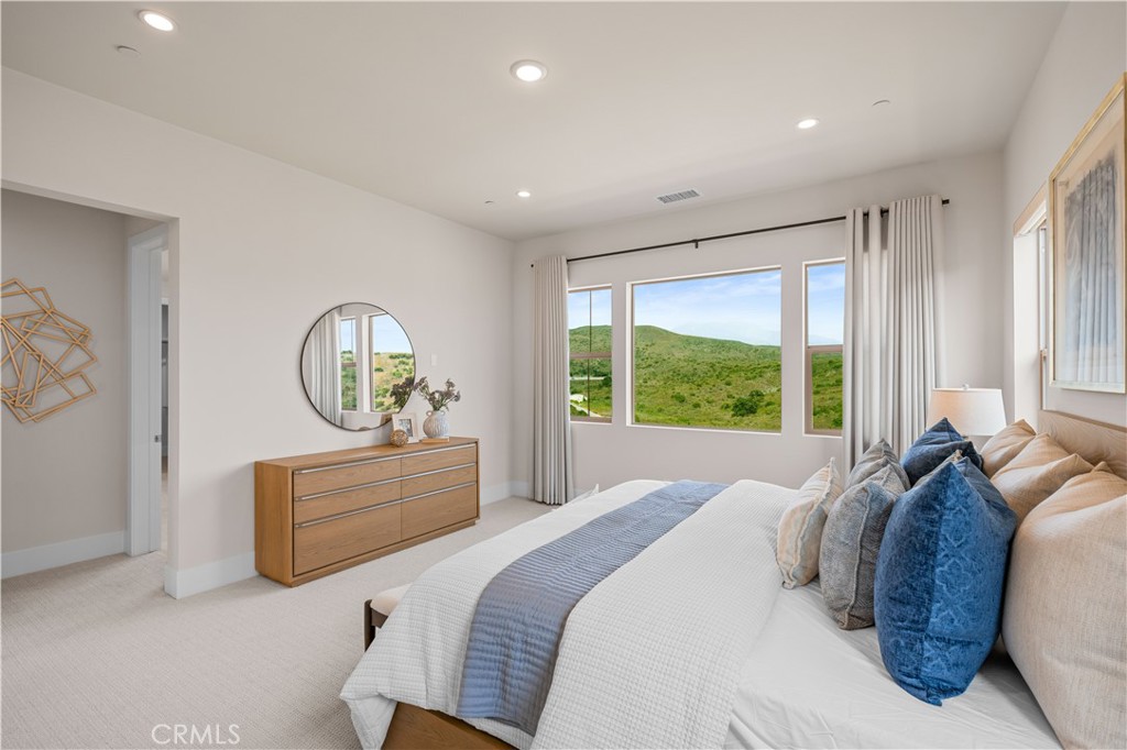 122 Mossvine