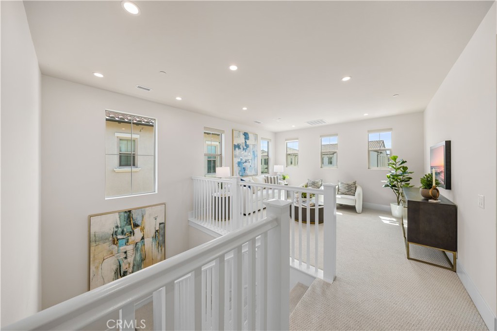122 Mossvine