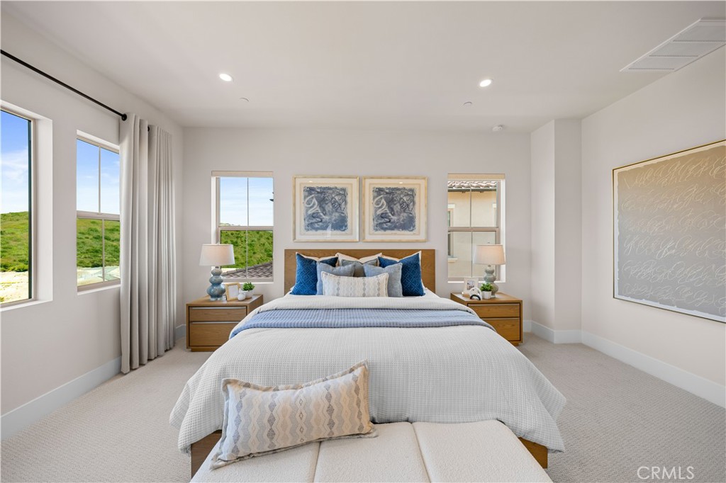 122 Mossvine