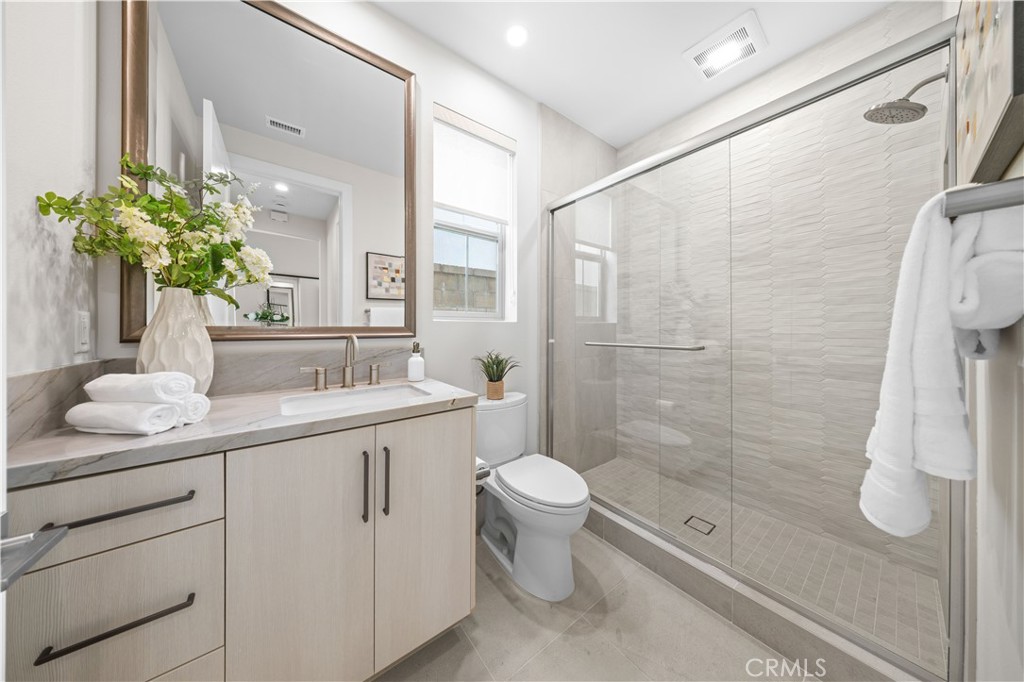 122 Mossvine