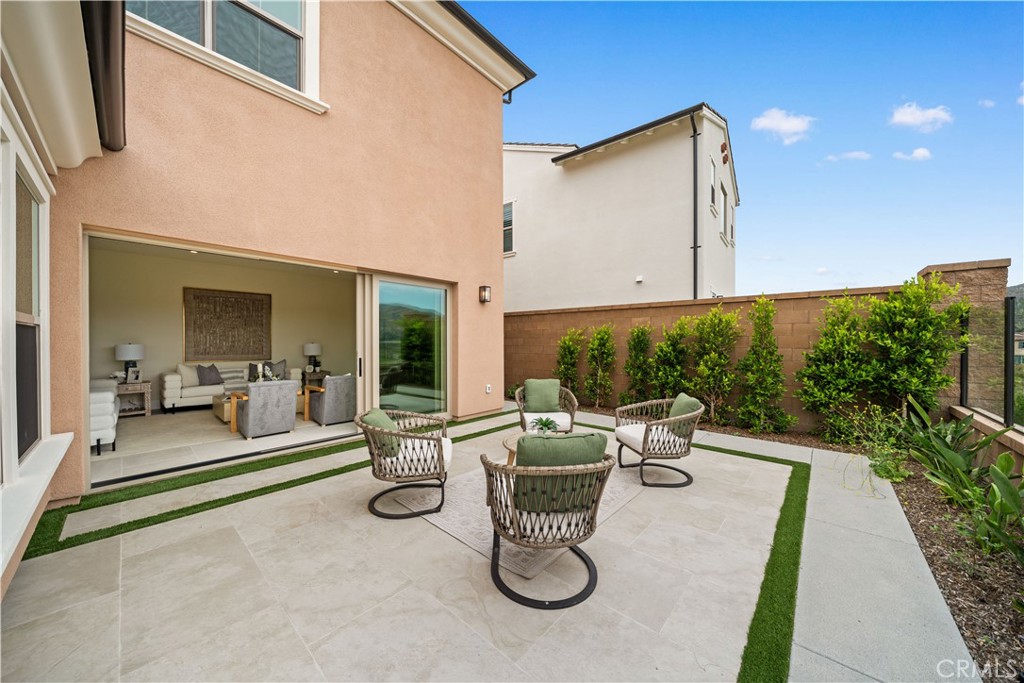 122 Mossvine